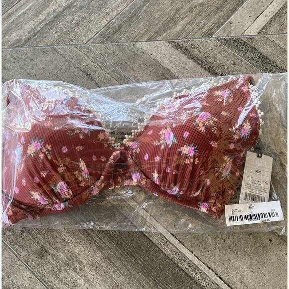 Shade & Shore Womens Red Floral Strap Flowers Swim Bikini Top Size 36C New - Picture 4 of 12